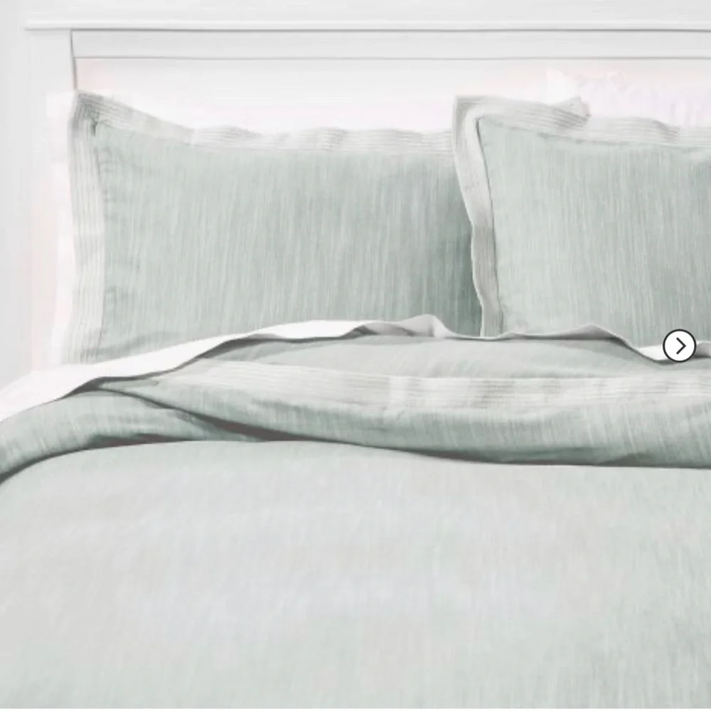 King duvet pale blue